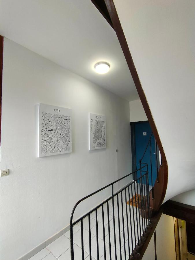 La Machine Sous Toit Apartment Exterior foto