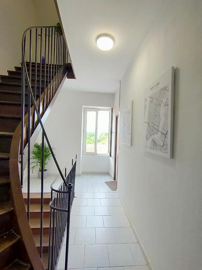 La Machine Sous Toit Apartment Exterior foto